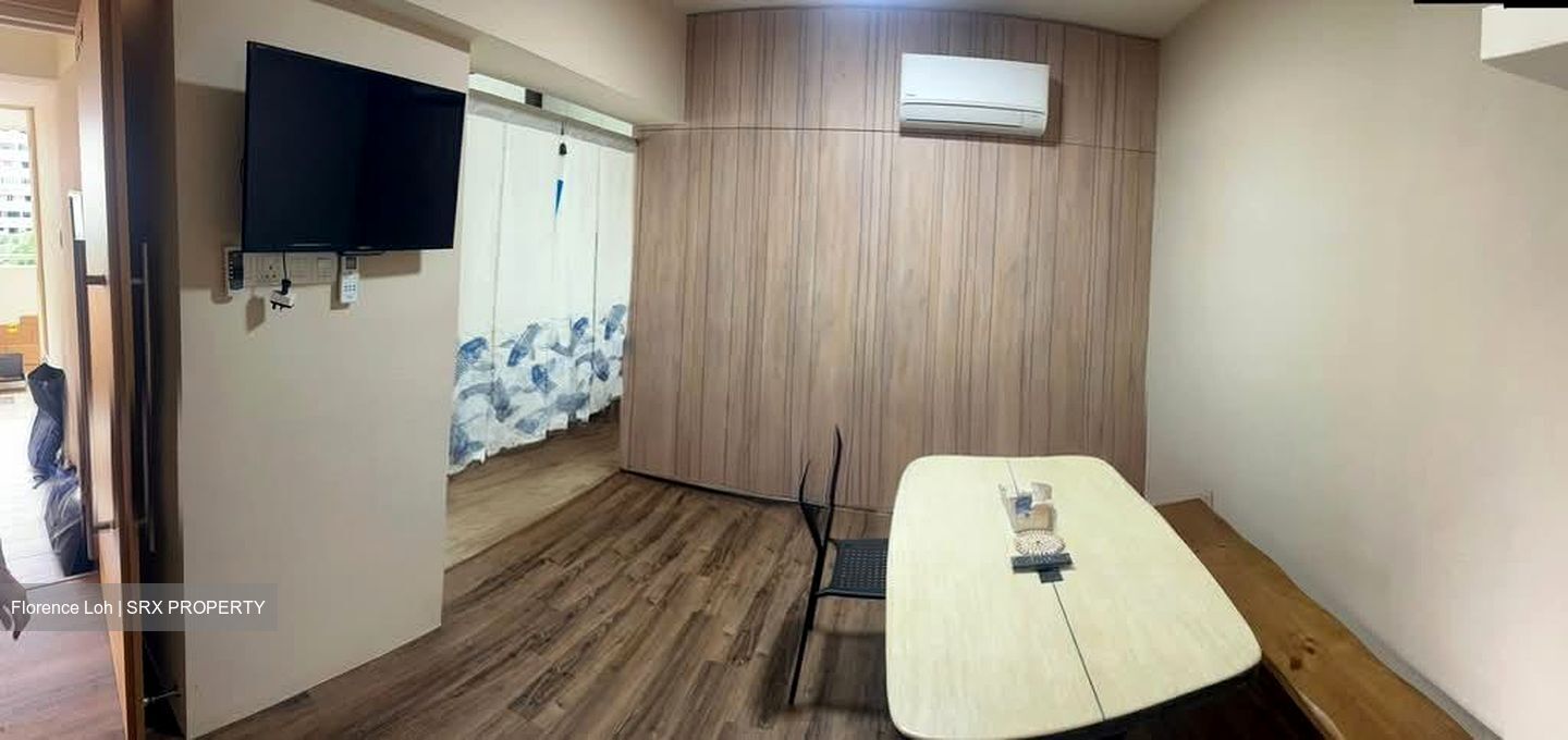 Pine Grove (D21), Condominium #574475591